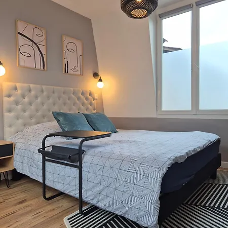 Le Stella Hyper Centre A 10 Minutes Apartment